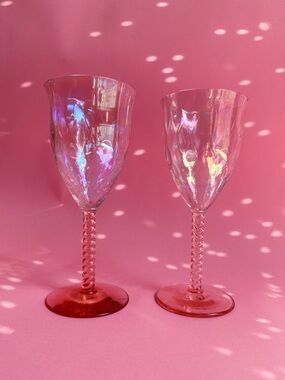 Vintage Central Pink Diamond Optic Twist Stem Irridescent Glass